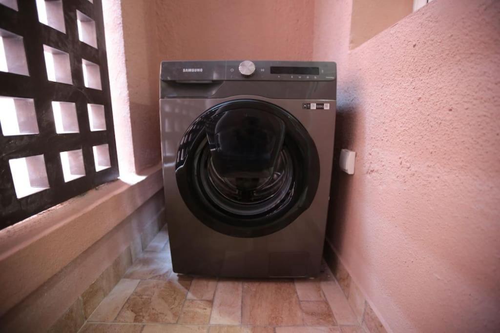 Appartement Riad White Golden Маракеш Екстериор снимка