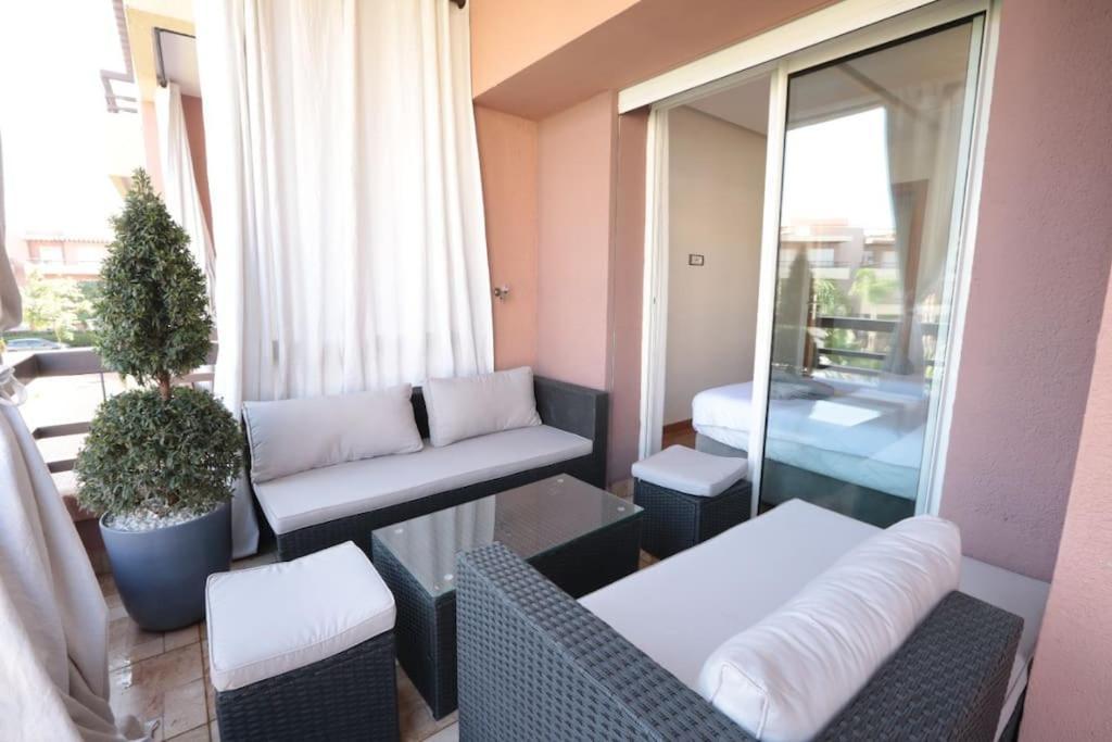 Appartement Riad White Golden Маракеш Екстериор снимка